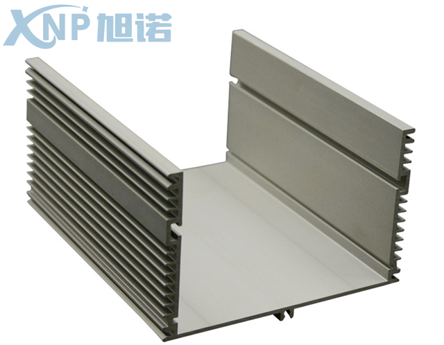 鋁型材開模定制的優(yōu)點可按需定制，加工精度高.png